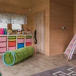 펜션 Summer House In D Browa By The Sea *